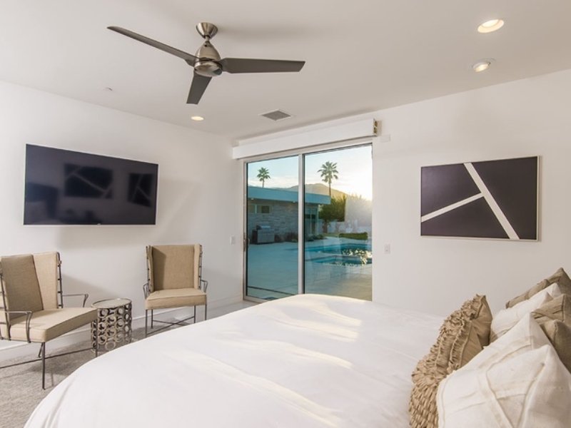 a102f4d1-d7fc-4066-b97a-d7420656cdd7