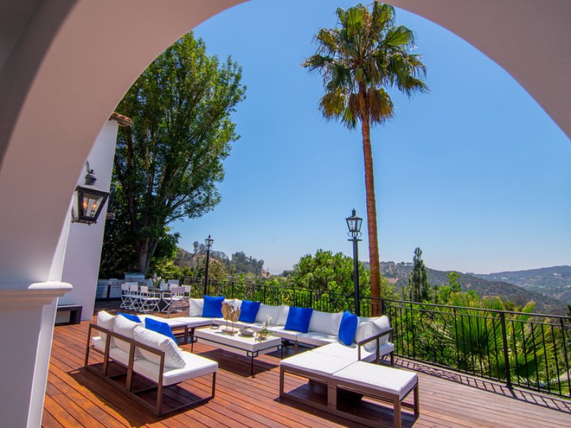 2819ColdwaterCanyonDrive2017.0004-L